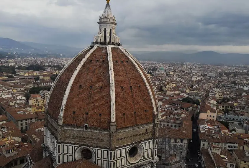 historic market in Florence, Famous leather market,