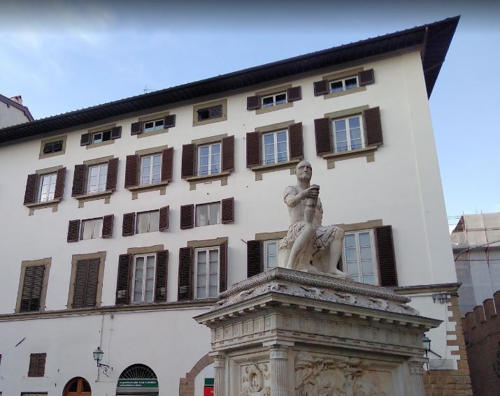hotels near the Basilica di San Lorenzo Florence Italy, 4 star Florence hotels near Basilica di San Lorenzo