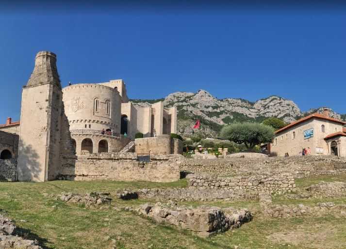 popular monuments in Albania, ancient monuments in Albania, old monuments in Albania,