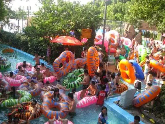 water parks in Shanghai, water parks in Shanghai china, indoor water park in Shanghai