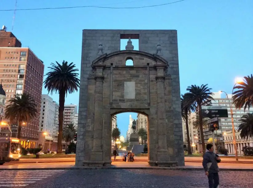 Monuments in Uruguay, Famous Monuments of Uruguay 