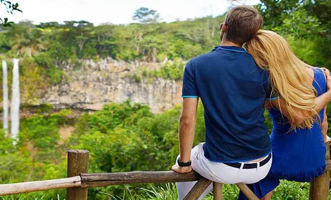  top 5 best places for honeymoon in India, top 5 places for honeymoon in India, unique honeymoon destinations in India, top 10 honeymoon places in India, best honeymoon destinations outside India, world's best honeymoon places in India, world's best honeymoon destinations in India,