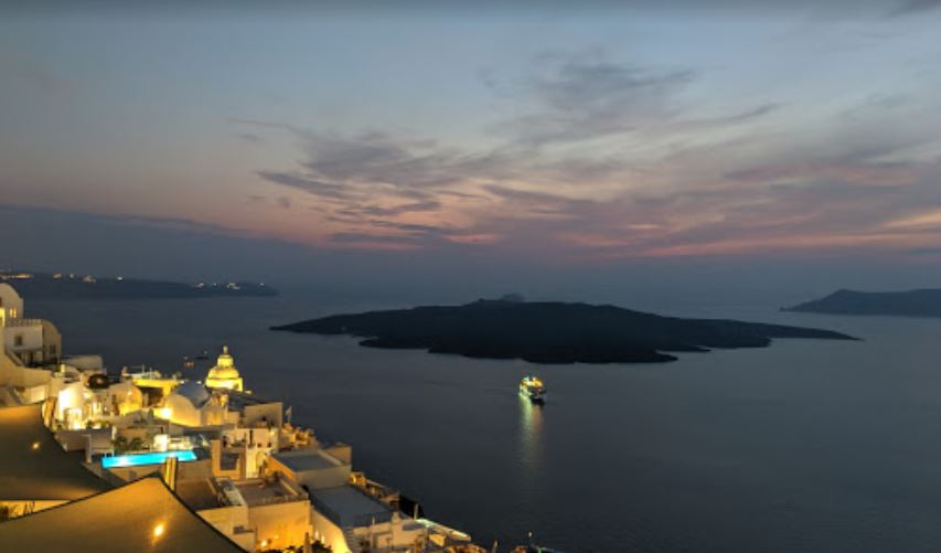 nightlife in greece, greece nightlife, best islands for nightlife in greece, mykonos nightlife, santorini nightlife