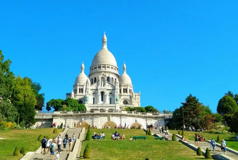 Best Romantic Things To Do In Paris | Romantic Guide To Paris