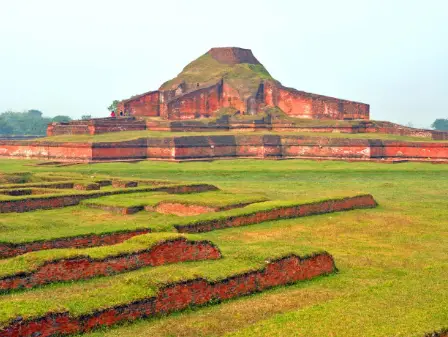 Famous Monuments In Bangladesh 