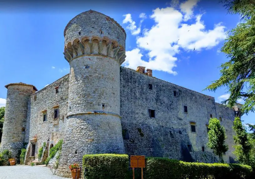 10 Most Beautiful Castles to Stay in Tuscany, ItalyWorld Tour & Travel ...