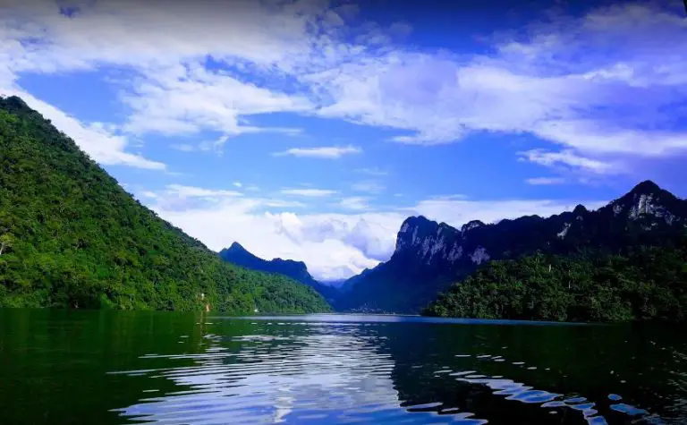 Beautiful Lakes to Visit in Vietnam | Top 10 Lakes in Vietnam