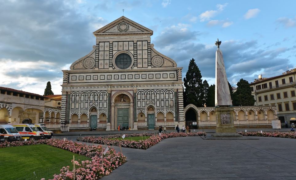 popular things to do in Florence, spots around Santo Spirito in Oltrarno,
