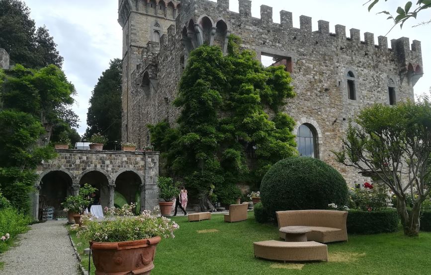 castles in Tuscany, 10 best castles in Tuscany, Unique castle,