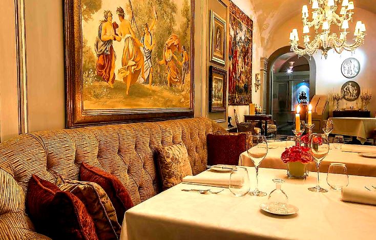 charming Romantic Restaurants, celebrated Romantic Restaurants in Florence,
