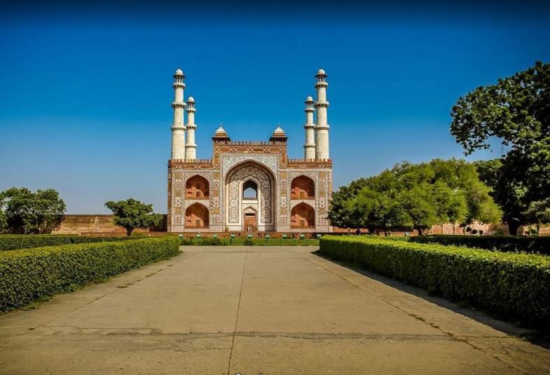 Monuments in Agra, landmarks of Agra