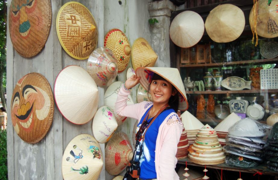 best souvenirs to buy in Ho Chi Minh, popular things to buy from Ho Chi Minh, best things to buy in Ho Chi Minh, famous things to buy in Ho Chi Minh, popular souvenir to buy in Ho Chi Minh, what to buy in Ho Chi Minh ?