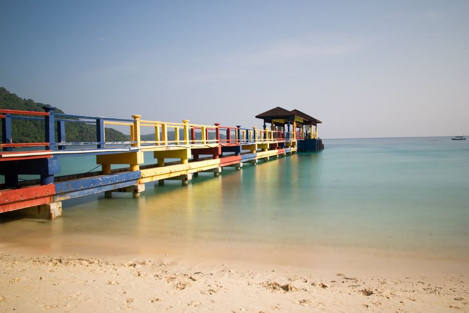  famous beaches of Malaysia, Malaysia’s top beaches to visit, a popular beach in Malaysia, the top beach in Malaysia