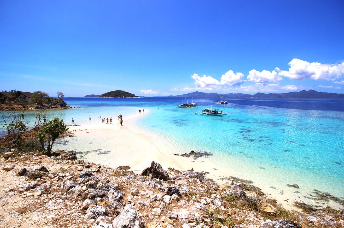 best islands to visit in the Philippines on summer holidays, Philippine summer vacation, top 10 islands in the Philippinesto visit in summer,most popular islands in the Philippines to visit in summer for tourists