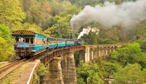 best thing to do in Ooty during Monsoon, best thing to do in Ooty, popular things to do in Ooty during, Monsoon, , must-do things in Ooty during rains,