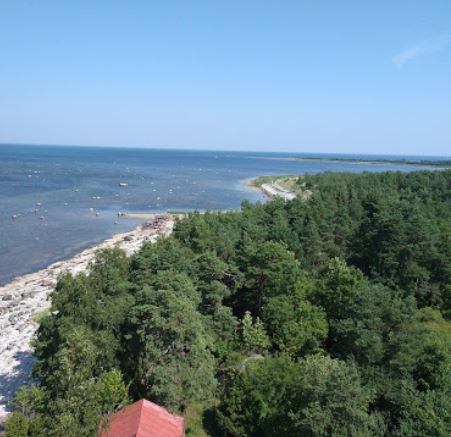 list of the top 10 beautiful-looking islands in Estonia,best place to go in Estonia,beautiful islands in Estonia,ideal island to visit in Estonia,fifth-largest island in Estonia,second largest island in Estonia,third-largest island in Estonia