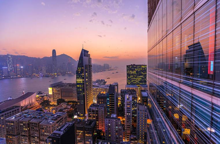 Latest travel news,Hong kong travel news,hong kong neon lights