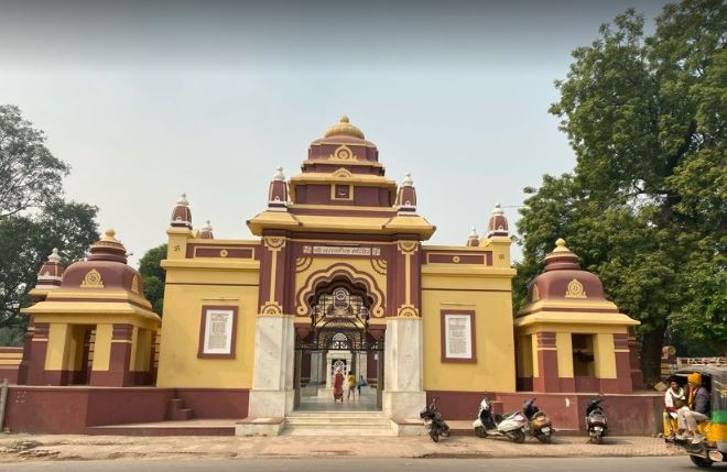 urist places in Mathura, places to visit in Mathura, places to visit in Mathura Vrindavan, Mathura museum, best places to visit in Mathura, temples to visit in Mathura, tourist places near Mathura, Mathura trip, birthplace of Lord Krishna